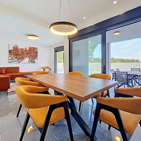 Aloa Iv By Interhome *
