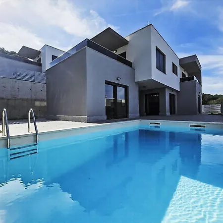 Aloa Iv By Interhome וילה ספליטסקה